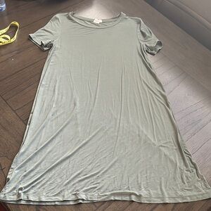 GAP Casual Olive Green T-Shirt Dress